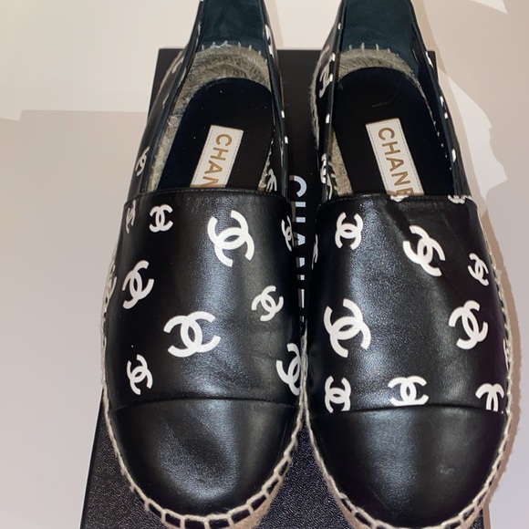 Slight Wear Chanel Espadrilles size 41 - 100% authentic - Picture 4 of 7